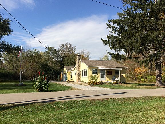 2nd image of 3485 W Lakeview Dr
