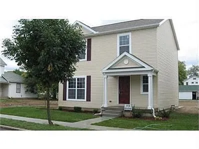 216 E Pease Ave photo 1