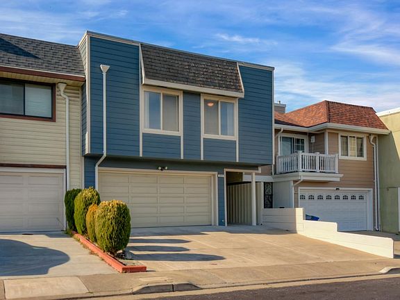 3rd image of 3807 Crofton Way