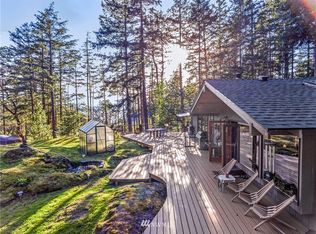 77 Oak Ln, Deer Harbor, WA 98243