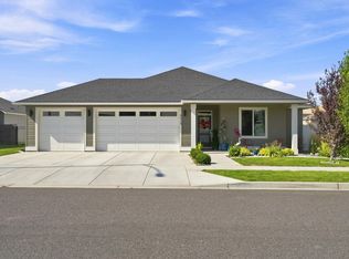4914 White Dr, Richland, WA 99352