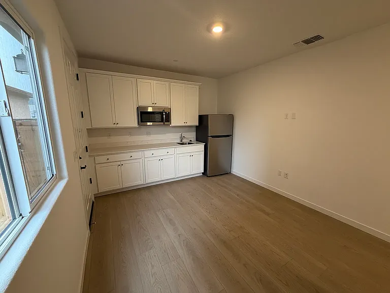 1715 Sandoval Dr — Photo 12