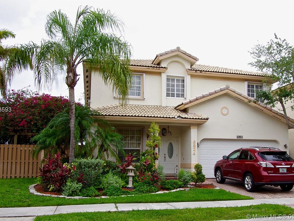 1st image of 6924 NW 107th Pl