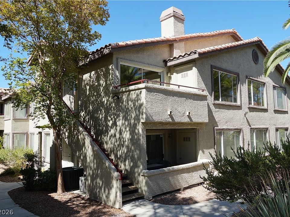 1st image of 4955 Lindell Rd APT 204