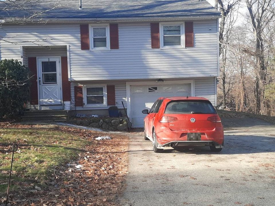 2nd image of 39 Bedard Ave