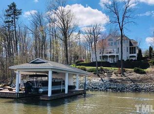 78 Heron Cove Ln, Leasburg, NC 27291