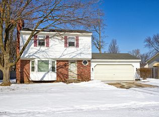 841 Silverleaf St SE, Kentwood, MI 49508