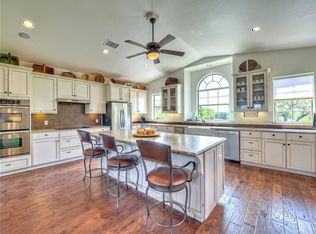 115 Hill Loop, Spicewood, TX 78669