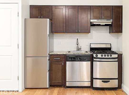 2nd image of 301 Cumberland St #5B