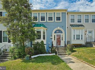 4014 Sparrow House Ln, Burtonsville, MD 20866