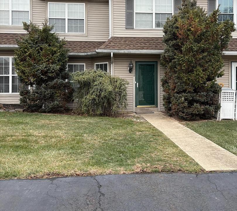 1st image of 1206 Arbor Ct