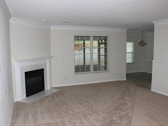 3rd image of 3410 Kempfield Way