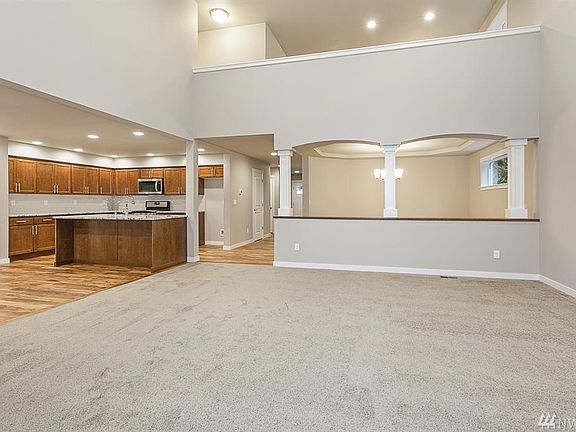 4th image of 4921 198th St NW