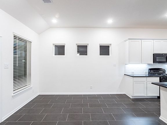 4th image of 1259 Tilia Creek Ln