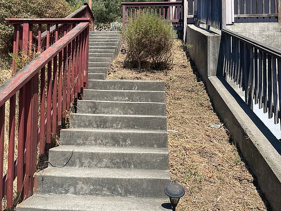 Yes there steps - but great cardio!!