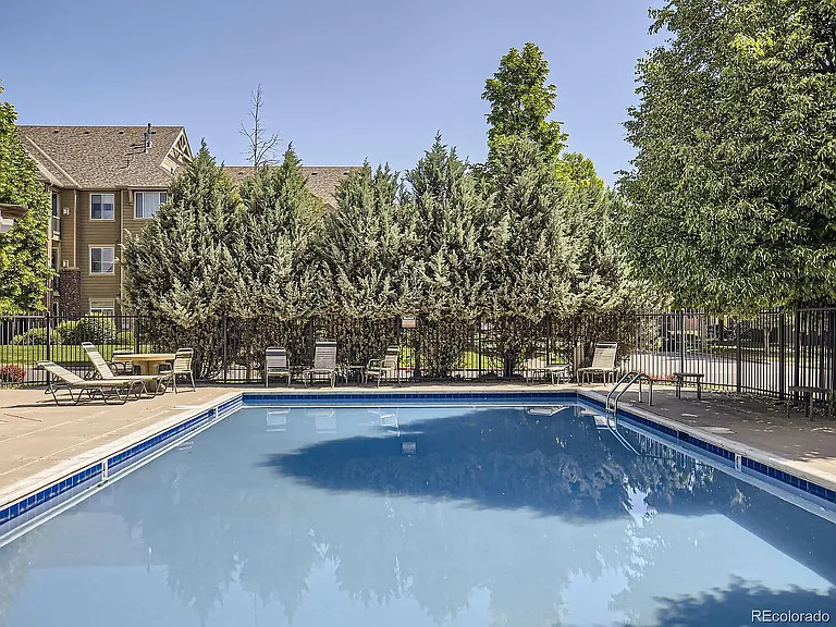2133 Krisron Rd #A-301 — Photo 32