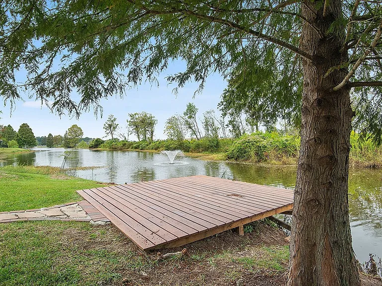 10815 Hilltree Dr — Photo 4