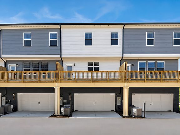 Borough33 Townhomes Oakwood 27