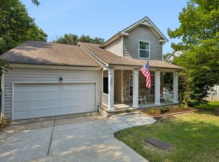 321 Deep Woods Cir, Nashville, TN 37214
