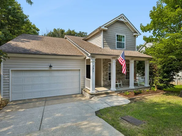 321 Deep Woods Cir, Nashville, TN 37214