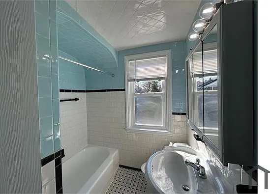 5006 Lindsay Rd — Photo 9