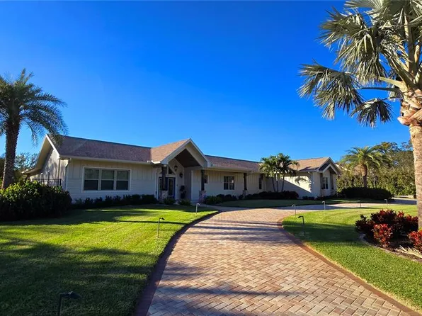 2121 Meadow Brook Dr, Clearwater, FL 33759