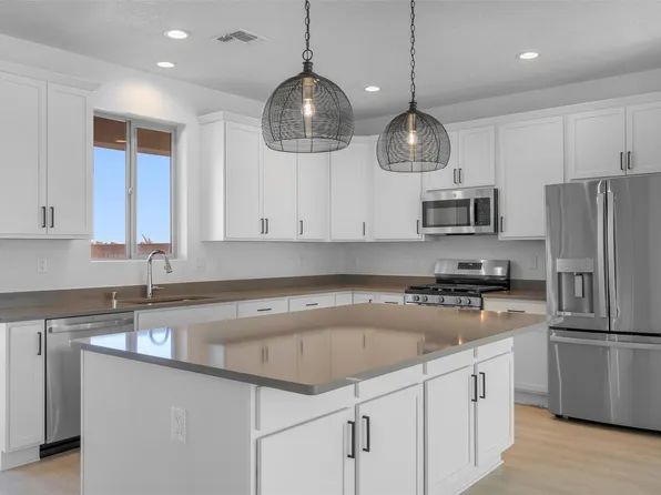 73 Cadena Loop, Los Alamos, NM 87544