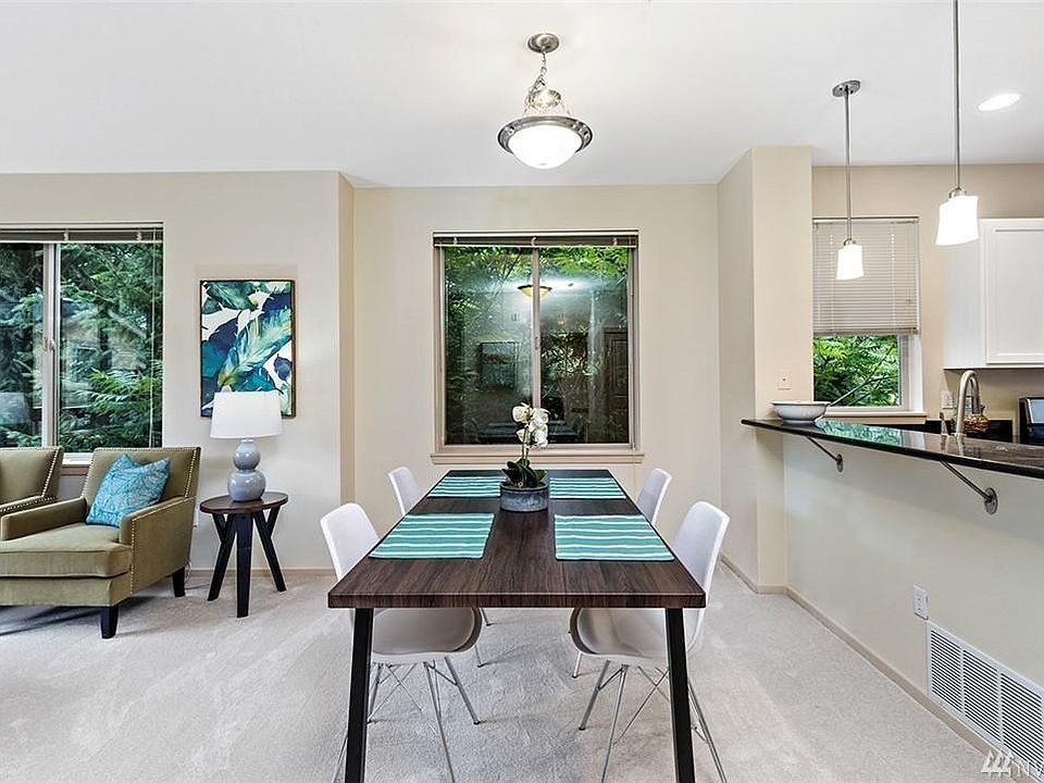1st image of 340 Shangri La Way NW