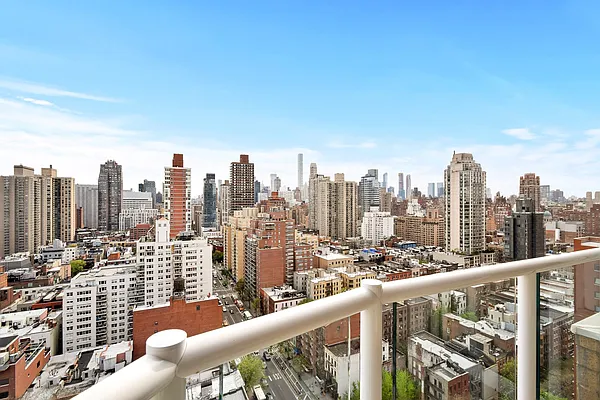 Sold by Compass | media 3