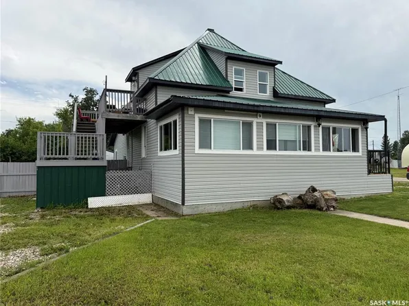 707 Railway AVENUE, Neudorf, SK S0A 2T0