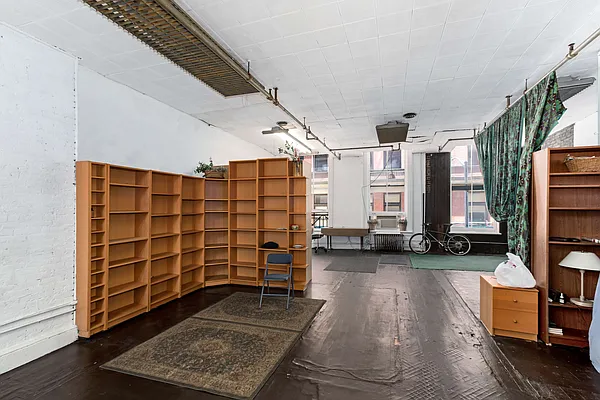 Rented by Gilroy Lisa LREB | media 40