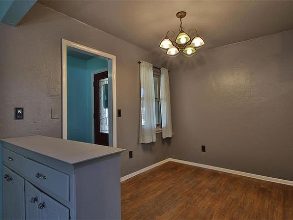 5th image of 117 Elwood Dr