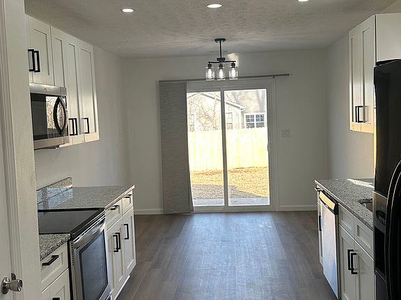 5th image of 122 Kincaid Dr