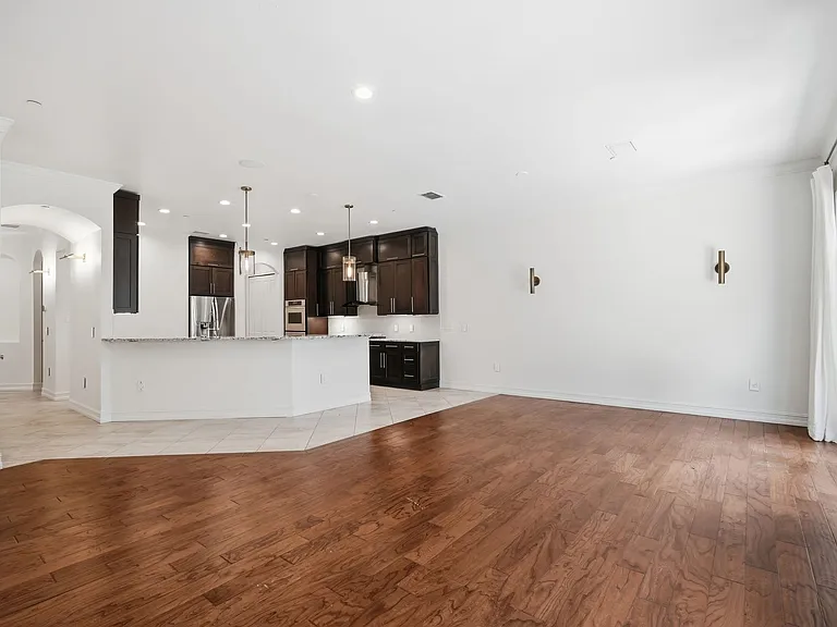 1465 Hillside Landing Dr — Photo 8