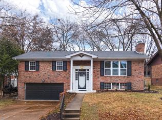 9365 Cinnabar Dr, Saint Louis, MO
