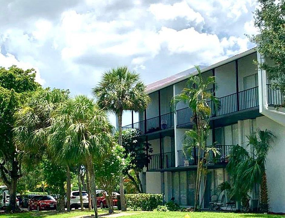 The Palms At Forest Hills 2930 Forest Hills Blvd Coral Springs FL