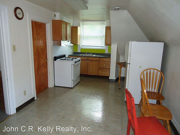 2nd image of 5863 Hobart St APT 3