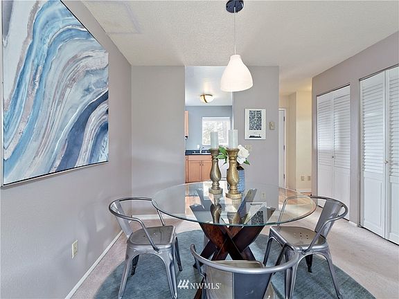 3rd image of 25406 106th Ave SE APT E1