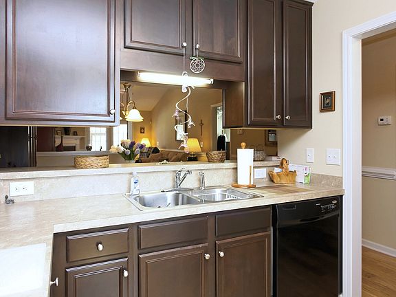 Plenty of work space.