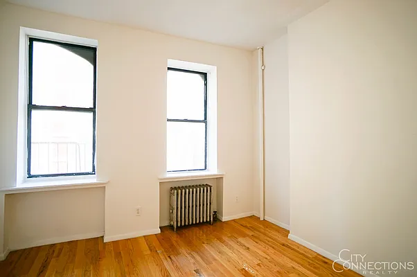 Rented by City Connections Realty | media 28