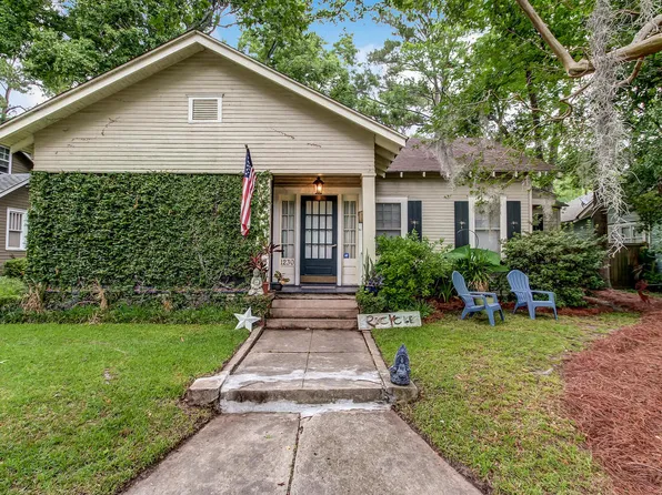 1230 E 49th St, Savannah, GA 31404