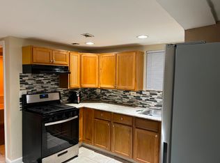 7722 S Phillips Ave FLOOR BASEMENT, Chicago, IL 60649