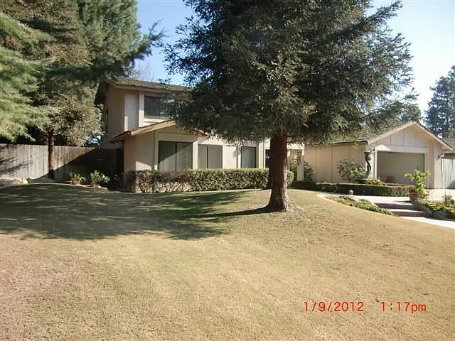 2nd image of 204 Via Carisma