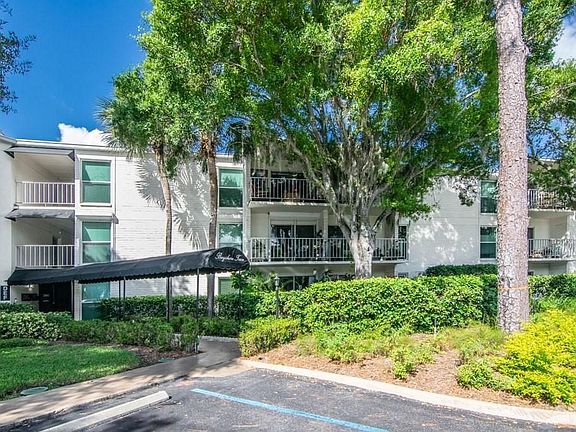 3rd image of 3325 Bayshore Blvd Unit F33