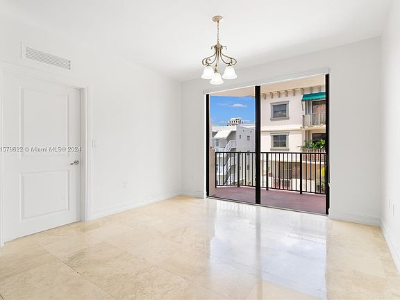 5th image of 1650 Galiano St #309