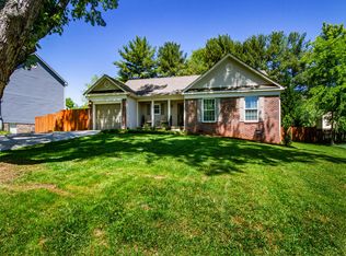 8913 Chimney Point Dr, Knoxville, TN 37922