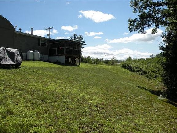 4th image of 92 Sherwood Dr