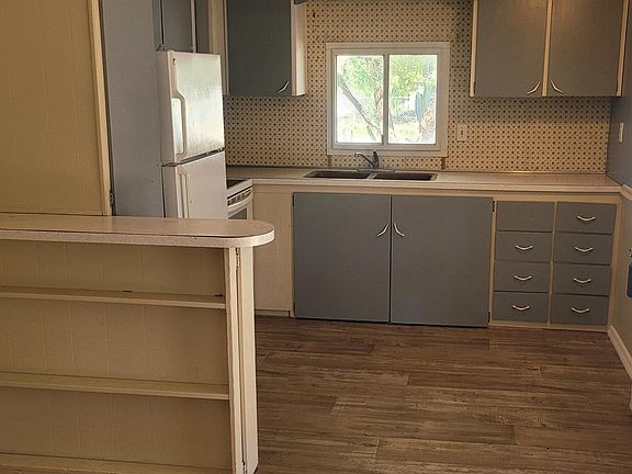4th image of 2763 E Saguaro Dr