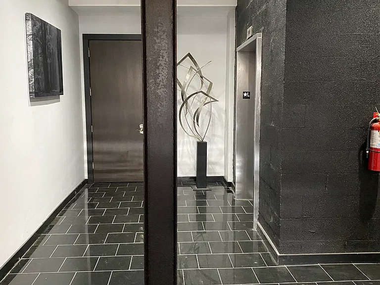 139 E Main St #400 — Photo 24
