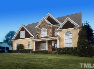 609 Hillcrest Rd, Apex, NC 27502